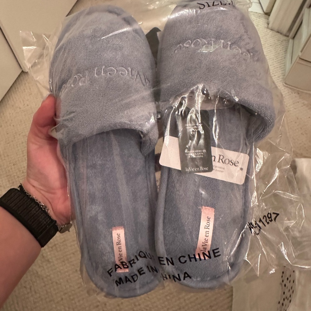 La Vie En Rose Light Blue Men's Slippers
